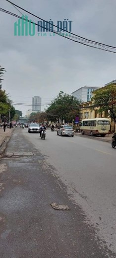 Bán nhà phố Phùng Hưng cạnh Học viện Quân y, 150m2, lô góc rộng 20m, kinh doanh siêu đỉnh
