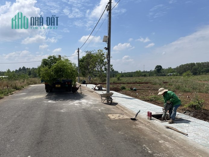 KẸT TIỀN CẦN BÁN 130M2 ĐẤT KDC DẦU GIÂY CENTER ĐÃ CÓ SHR