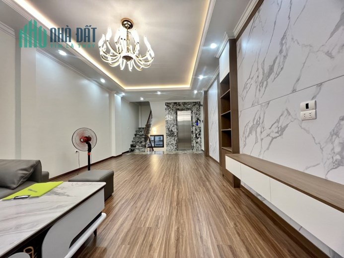 BÁN NHÀ THỤY KHÊ - TÂY HỒ, 6 TẦNG THANG MÁY, PHÂN LÔ Ô TÔ VÀO NHÀ