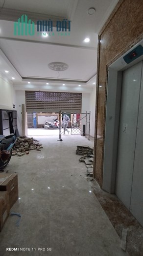 NHÀ ĐẸP Ở NGAY  - VĂN PHÒNG CÔNG TY - 8 TẦNG THANG MÁY