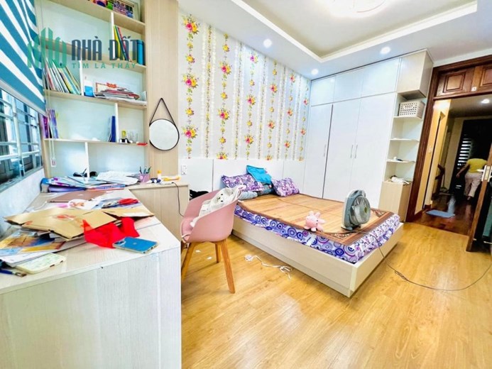Hiếm. Phân Lô Lô Lạc Trung,  Hai Bà Trưng, tháng máy, kinh doanh, thoáng. DT 58M*5 T.
