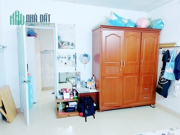 Nhà mới ngay chợ Tân Hương. Tân Phú. Giảm 450 triệu còn Nhỉnh 3 Tỷ.