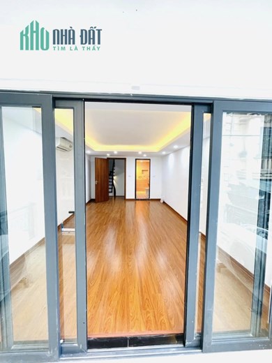 SIÊU HIẾM VÕNG THỊ 50M2 x 5T, Ô TÔ, KINH DOANH BẤT CHẤP, Ở SƯỚNG
-	View Hồ Tây lộng gió triệu đô,