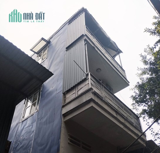 Bán gấp nhà Mặt Ngõ Rộng 3.4 tỷ - 136 Tây Sơn, 30mx4 Tầng, Ôto đỗ