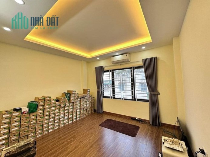 Bán nhà ngõ Phan Đình Giót . 40m. 4.2 tỷ