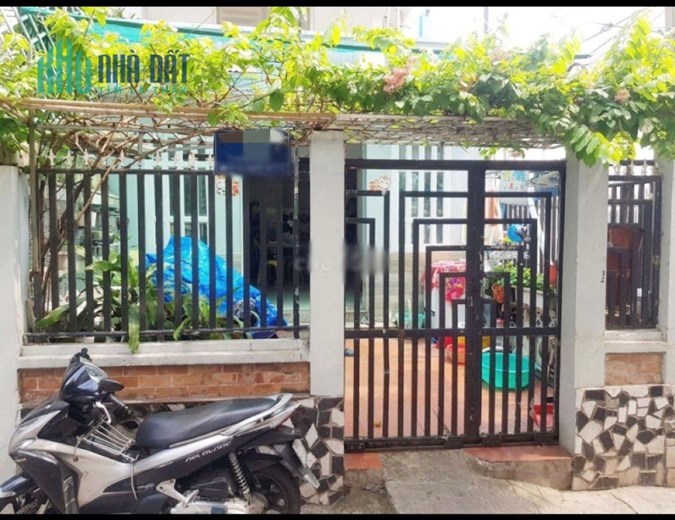Nhà bán 3 Tầng hẻm Dương Bá Trạc P1Q8 -  Giá : 4.8 tỷ