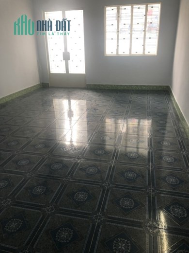 Giá tốt hốt ngay !! Bán gấp nhà hẻm Kênh Tân Hóa, P. Phú Trung, Q. Tân Phú