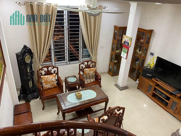 48m 5 Tầng Phố Kim Mã. Lô Góc Mặt Ngõ Ô Tô Tránh. Chủ Cần Bán gấp