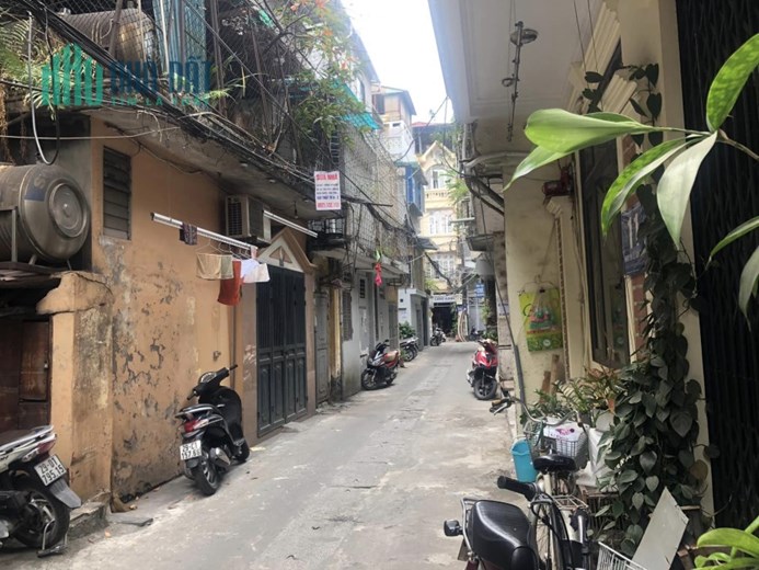 Cần bán nhanh Căn hộ TT Ô tô đỗ - 1,68 tỷ Lê Gia Đỉnh, dt 60m2, Ngõ vào rộng.