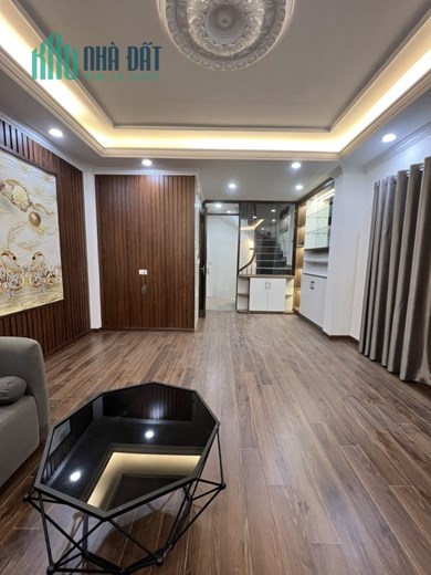 CỰC HIẾM NHÀ NGÕ 236 KHƯƠNG ĐÌNH, THANH XUÂN 6,5 TỶ, 32M2, 6 TẦNG, CÁCH PHỐ 40M