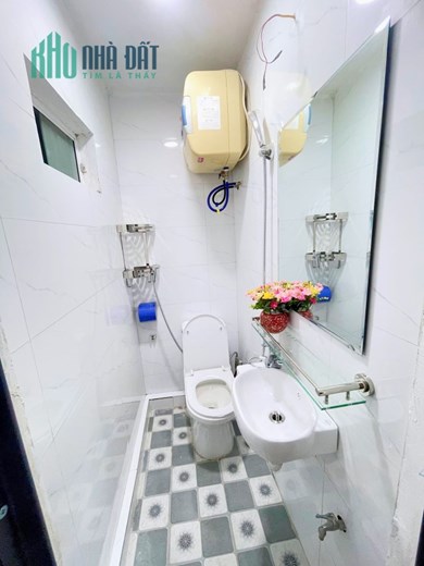 TÀI CHÍNH 1.65 TỶ SỞ HỮU NGÔI NHÀ 4 TẦNG PHỐ MINH KHAI QUẬN HAI BÀ TRƯNG CHỦ TẶNG FUN NÔI THẤT