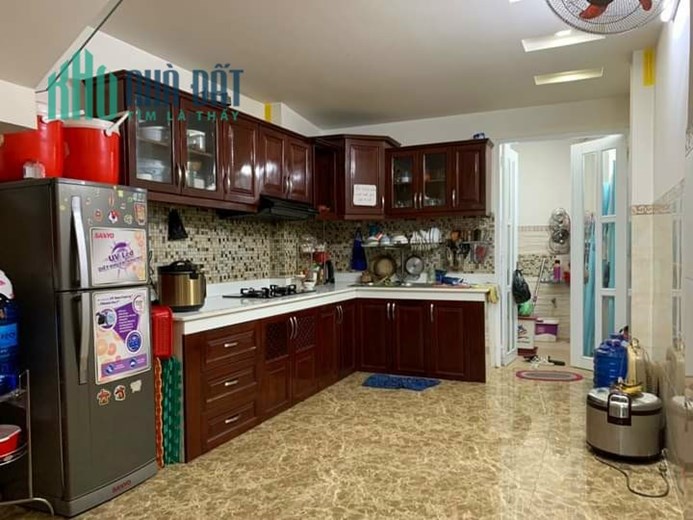 🏫Nhà 4 tầng Quận 4 53m2 hẻm thông 5,5 tỷ 🏫
