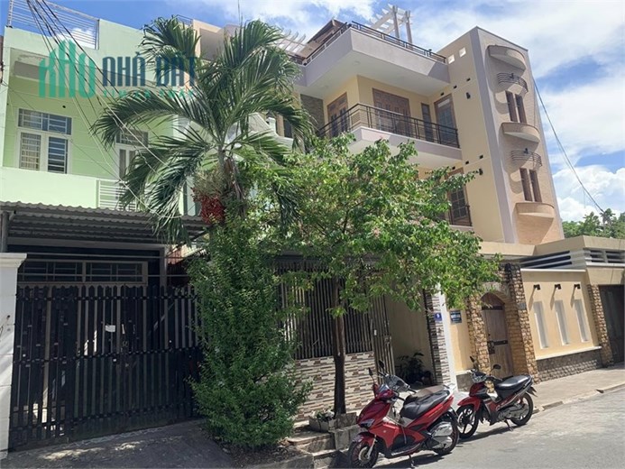 SIÊU PHẨM 9*21m GẤP BÁN GIÁ SIÊU RẼ NHẤT SÀI GÒN Q7