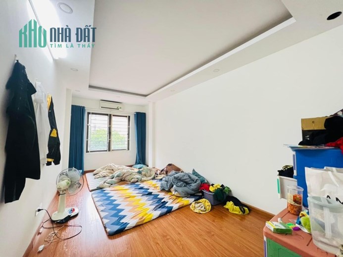Bán nhà Chính Kinh-Thanh Xuân 32mx6 tầng-4PN-cách ô tô 50m giá 4,45 tỷ. ngõ thoáng
