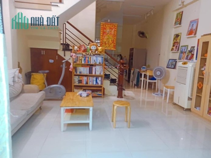 QUẬN 11 - GẦN VÒNG XOAY LÊ ĐẠI HÀNH - VỊ TRÍ CỰC ĐẸP-  CHỈ 6 TỶ 1