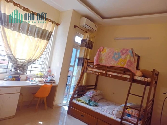 QUẬN 11 - GẦN VÒNG XOAY LÊ ĐẠI HÀNH - VỊ TRÍ CỰC ĐẸP-  CHỈ 6 TỶ 1