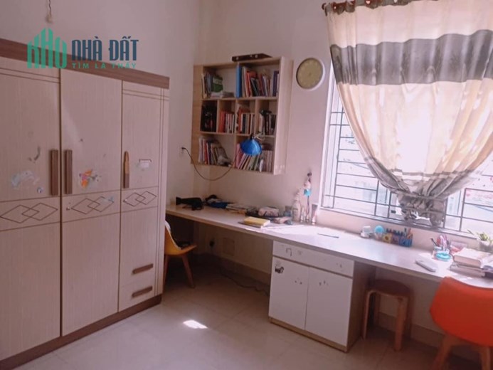 QUẬN 11 - GẦN VÒNG XOAY LÊ ĐẠI HÀNH - VỊ TRÍ CỰC ĐẸP-  CHỈ 6 TỶ 1