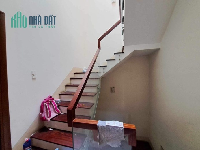 B.án nhà Mặt Tiền Bế Văn Đàn, P14 Tân Bình, 71m2(4x18), 5 Tầng, Chỉ 14T.