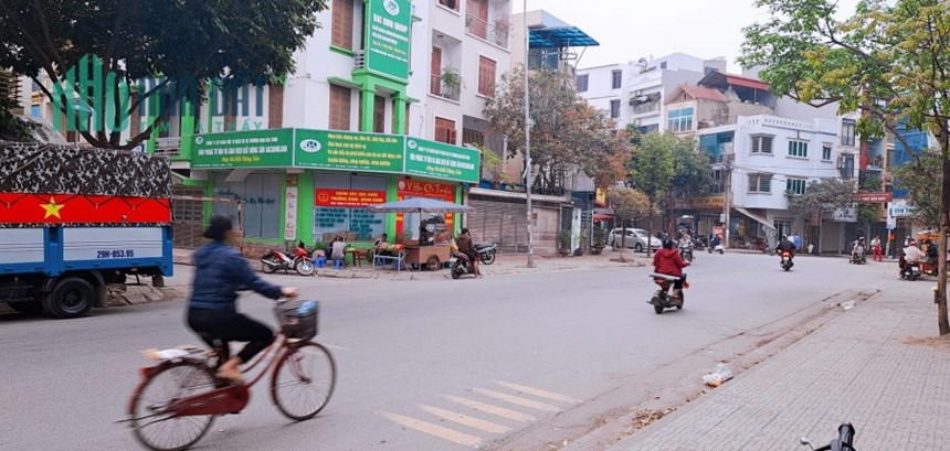 CHỈ 5.85 TỶ CÓ NHÀ PHÂN LÔ VĂN QUÁN- Ô TÔ TRÁNH DỪNG ĐỖ - VỈA HÈ RỘNG- KINH DOANH