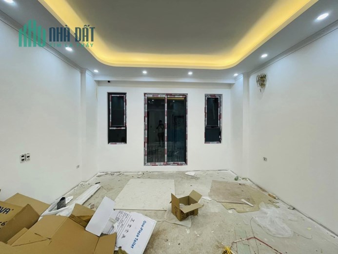 Nhà MỚI, PHÂN LÔ, ngõ 162 KHƯƠNG ĐÌNH, THANH XUÂN, 37m2, 6 TẦNG, 6 tỷ 4