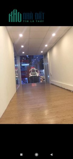 Cho thuê nhà Mặt phố Tây Sơn nguyên căn 3 tầng. Cơm cháo bún phở , spa, nail... cân hết