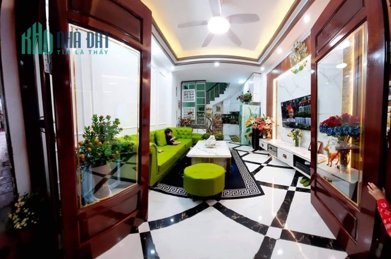 Bán nhà ngõ 37 Cầu Noi,60m ra ô tô,Ba gác đỗ cổng,trước nhà quay xe,30m,5T,mt:3,5m