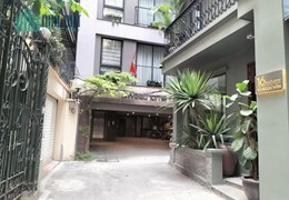 Cho thuê nhà  TÔ NGỌC VẬN - TÂY HỒ - THUÊ NGUYÊN CĂN - Ở HOẶC KINH DOANH. LH: 0937368286
