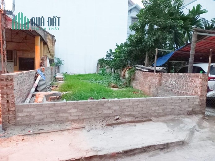 Bán Đất Thuỵ Phương,lô góc mặt ngõ rộng thông,ô tô tránh,98m2,mặt tiền:4,9m