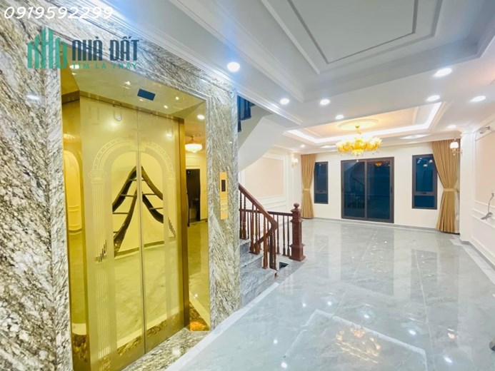 BÁN GẤP NHÀ 7 TẦNG THANG MÁY NGUYỄN VĂN HUYÊN, CẦU GIẤY, NGÕ THÔNG KINH DOANH MỌI LOẠI HÌNH