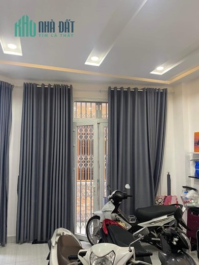 Bán Nhà 4 Tầng Kiến Trúc Sang Trọng - Nhỉnh 5 Tỷ - CMT8 - Quận 10 - 0902934079