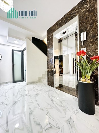 Bán Nhà Lô Góc 2 Mặt Tiền Phan Xích Long Phường 7 Phú Nhuận Giá 12.5 Tỷ.
