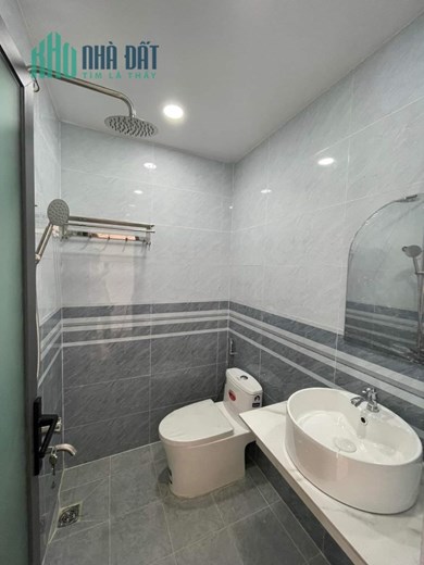 BÁN GẤP NHÀ LÊ VĂN QUỚI_BÌNH TÂN_DTSD 68M2_HXH_NHỈNH 3 TỶ BỚT LỘC.