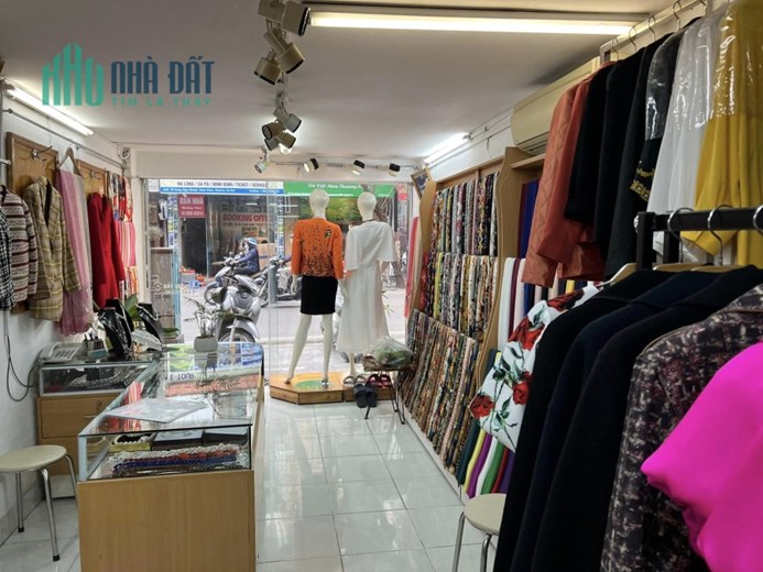 MẶT PHỐ - HOÀN KIẾM - KD SẦM UẤT - NỞ HẬU