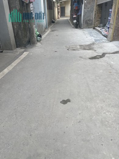 BÁN ĐẤT BỒ ĐỀ - LONG BIÊN DIỆN TÍCH 45M  CHỈ 4,5TỶ Ô TÔ 7 CHỖ VÀO ĐẤT.