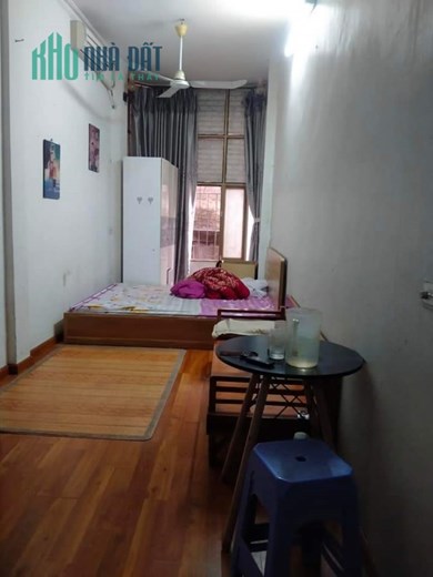 Cho thuê nhà Đống Đa, nguyên căn 100m 14 triệu.