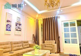BÁN NHÀ ĐẸP MẶT PHỐ KINH DOANH ĐỈNH - VỈA HÈ 2 BÊN RỘNG 40M NHỈNH 8 TỶ