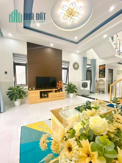 Cho Thuê Nhà #TRUNG_HÒA, CG. 60m2 MT 4.5m. 5 Tầng. 5 Ngủ. 5 Điều Hòa. Sàn Gỗ Sang Trọng16 tr