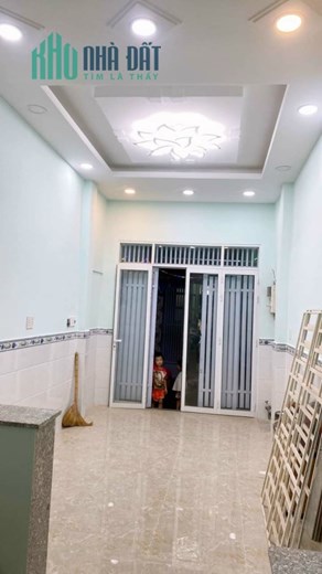 Tôi chủ nhà bán căn Đoàn Văn Bơ phường 13 quận 4 .