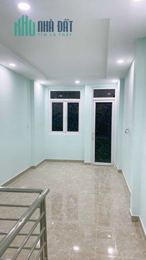 Tôi chủ nhà bán căn Đoàn Văn Bơ phường 13 quận 4 .