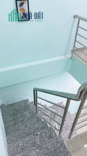 Tôi chủ nhà bán căn Đoàn Văn Bơ phường 13 quận 4 .