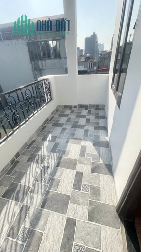 40m 5 Tầng 4,5 Tỷ Lạc Long Quân Tây Hồ. Nhà Cạnh Hồ Tây Lộng Gió. Chủ Cần Bán Gấp.