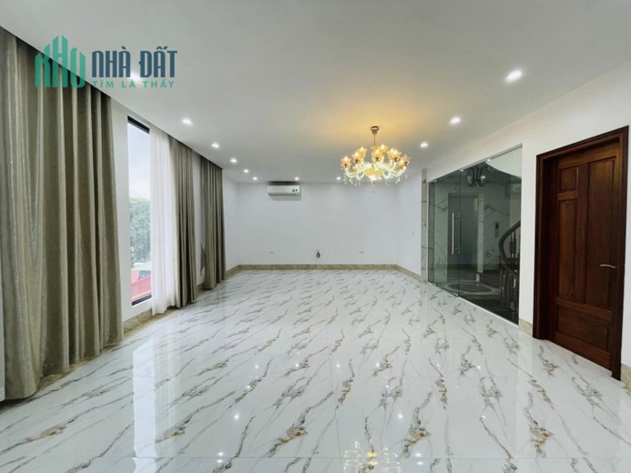 80m Mặt Tiền 8m Tòa Nhà 8 Tầng Thang Máy Đường Bưởi Ba Đình. Ngõ To Như Phố Kinh Doanh Đỉnh. Chủ