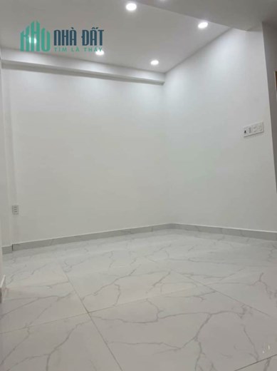 🔴 Cạnh Quận 1 30m2 Hoàng Diệu, Quận 4 4,3 tỷ🔴