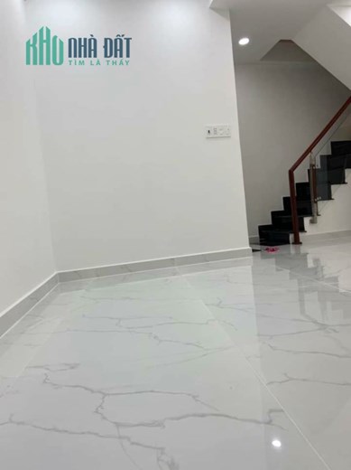 🔴 Cạnh Quận 1 30m2 Hoàng Diệu, Quận 4 4,3 tỷ🔴