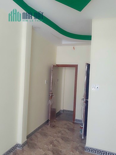 CẦN BÁN NHÀ MẶT TIỀN Kinh doanh , QUẬN 4.