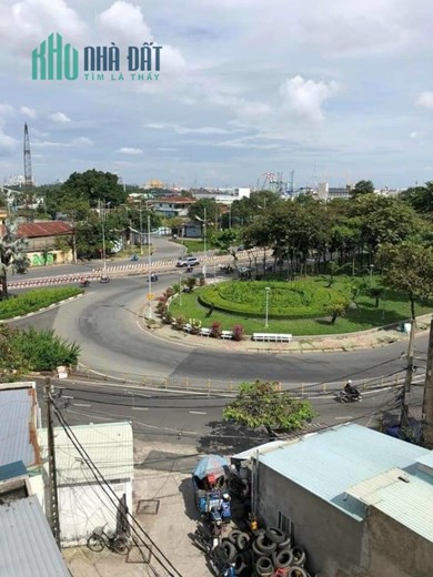Bán gấp nhà 3 tầng HXH đỗ cửa Quận 4 bán 4,65 tỷ