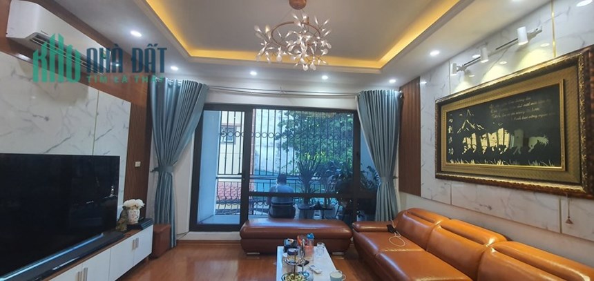 TRẦN QUỐC HOÀN- PL- OTO ĐỖ- 2 THOÁNG- 10m RA PHỐ- 45m2*3T- MT 4.5m- GIÁ 8.5 TỶ