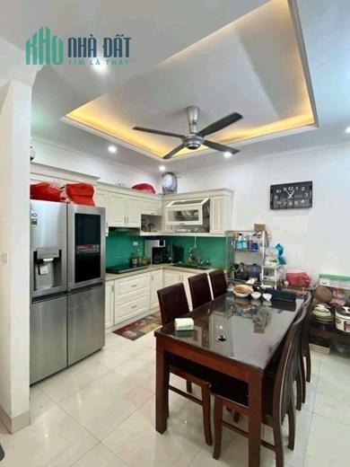 TRẦN QUỐC HOÀN- PL- OTO ĐỖ- 2 THOÁNG- 10m RA PHỐ- 45m2*3T- MT 4.5m- GIÁ 8.5 TỶ