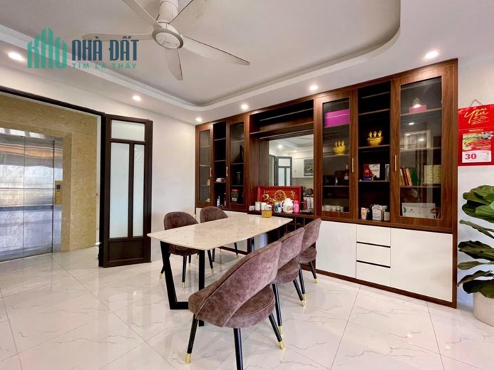 - HIẾM NHẤT  - PHỐ NGÔ QUYỀN - TẶNG NHÀ 4 TẦNG - LÔ GÓC NGÕ THÔNG KINH DOANH - Ô TÔ.