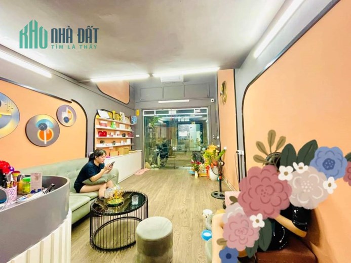 CHỊ UYÊN CHỦ CHUỖI SPA. CẦN B.ÁN NHÀ NGAY SÁT ĐÀI TRUYỀN HÌNH HÀ NỘI. PHÂN LÔ - KINH DOANH - VỈA HÈ